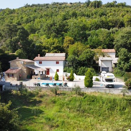 Holiday Home Cosseriga Racicki Brijeg Exterior photo