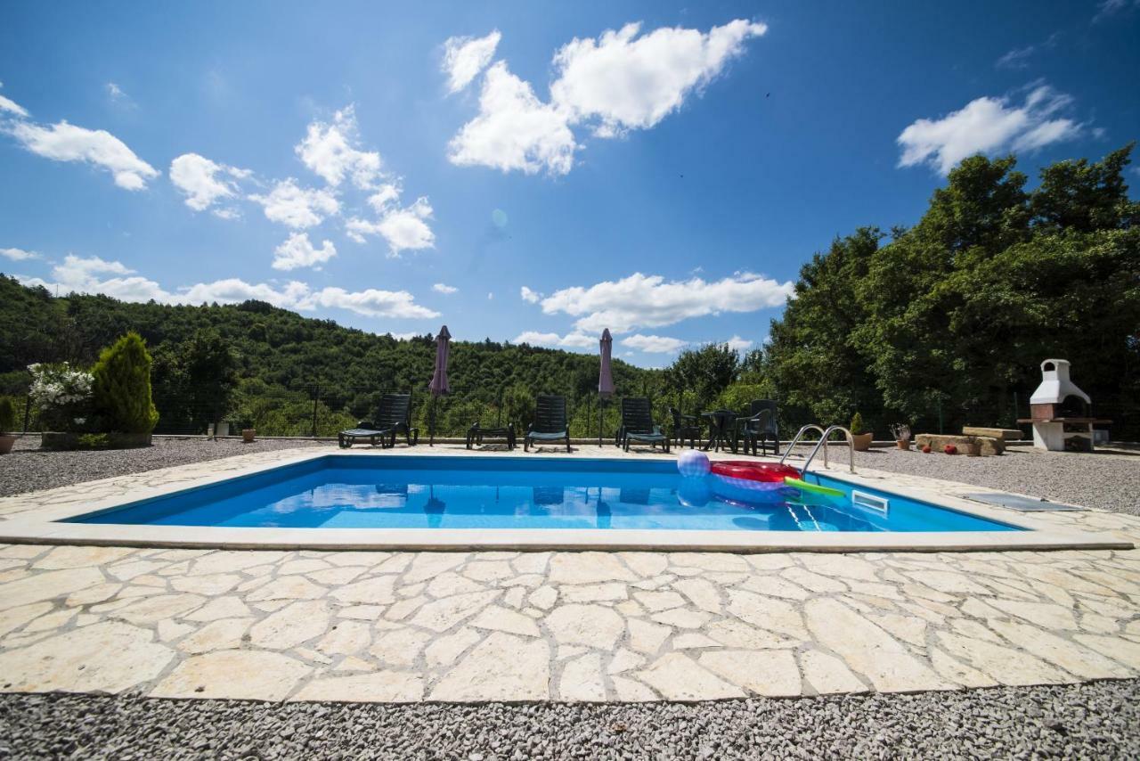 Holiday Home Cosseriga Racicki Brijeg Exterior photo