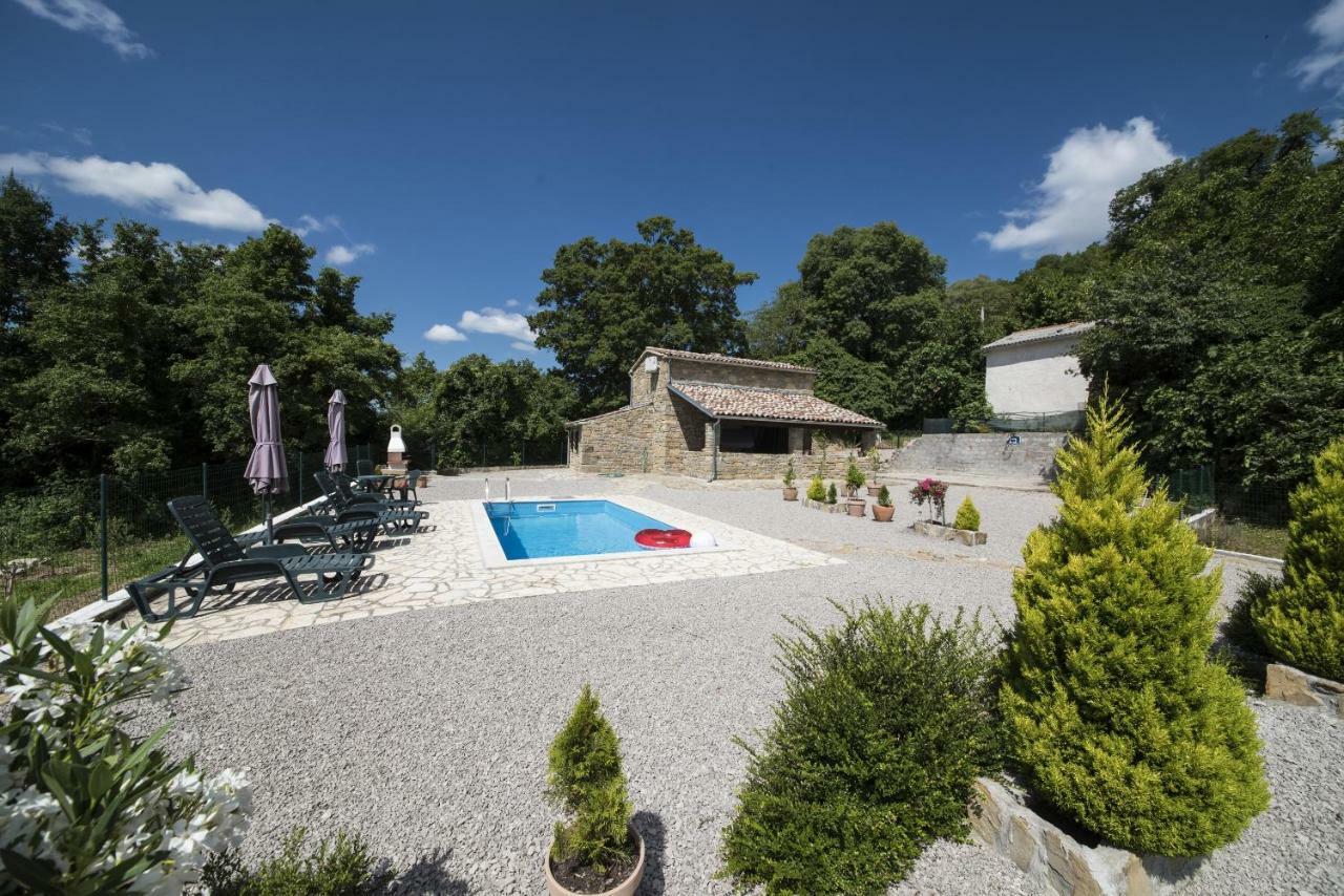 Holiday Home Cosseriga Racicki Brijeg Exterior photo