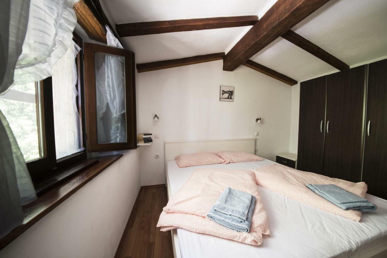 Holiday Home Cosseriga Racicki Brijeg Exterior photo