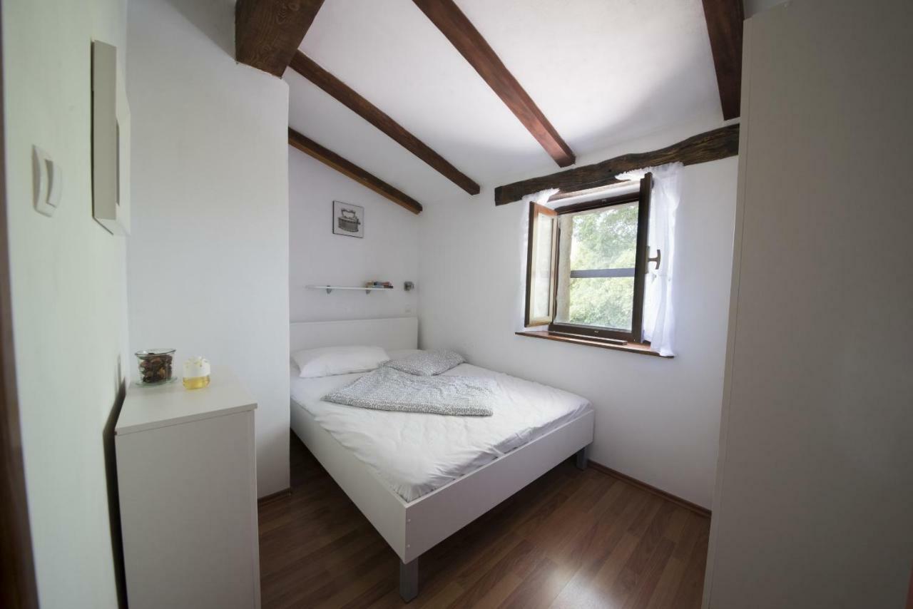 Holiday Home Cosseriga Racicki Brijeg Exterior photo